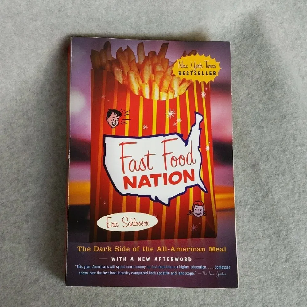 Fast Food Nation by Eric Schlosser - Paperback